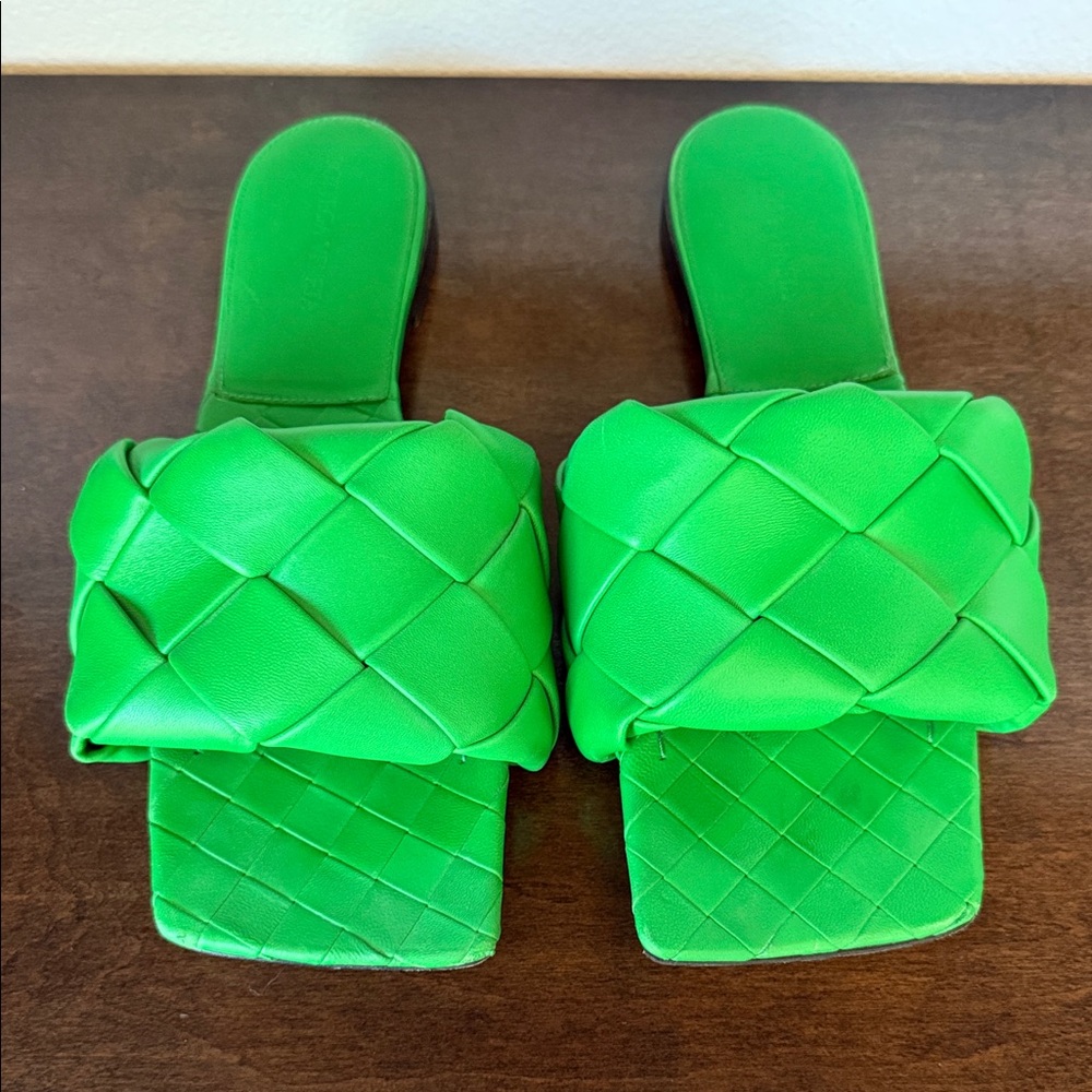 Bottega Veneta Grass Green Woven Slide Sandals - Size 39.5